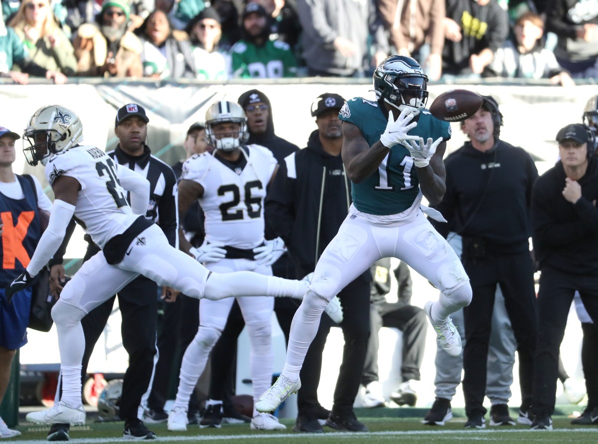 Do regular-season records really signify playoff dominance ...